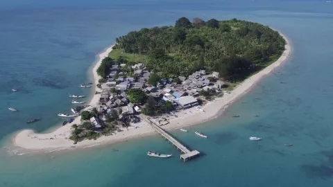 Semujur, Destinasi Eksotis di Pulau Bangka - GenPI.co