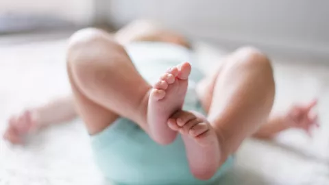 Bayi Sehat Saat Lahir, Ditentukan Oleh Ibu yang Bahagia, Loh! - GenPI.co