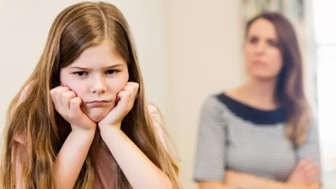 Dilarang Memukul Bokong Anak Pada Saat Bunda Menghukumnya - GenPI.co