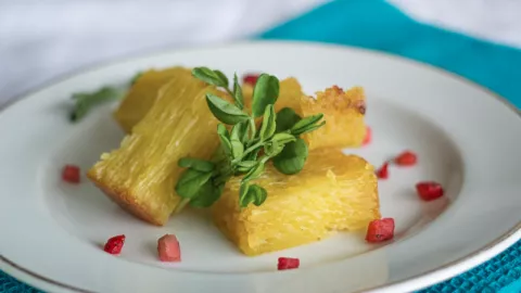 Dikira Khas dari Ambon, Ini Fakta Kue Basah Bika Ambon - GenPI.co