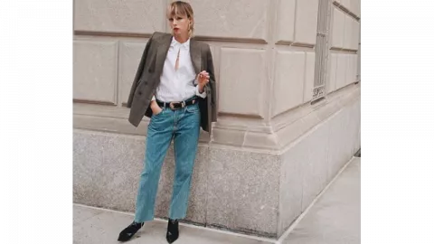 Diminati Lagi! Tampil Trendi Ala 1990-an dengan Baggy Jeans - GenPI.co