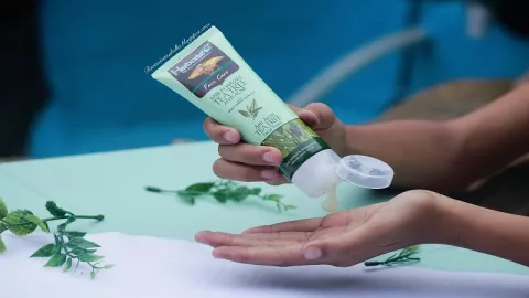 Sabun Wajah Murah Meriah, Hasilnya Wow! - GenPI.co