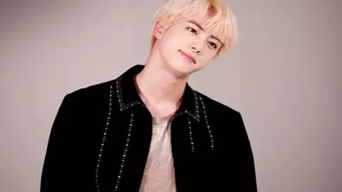 OOTD Jungkook BTS yang Selalu Menawan - GenPI.co