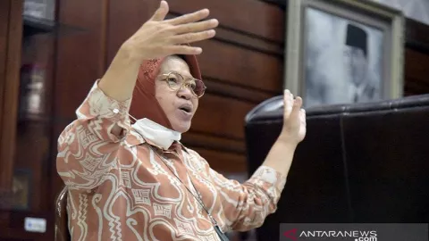 Risma Bisa Dongkrak Citra PDIP yang Terpuruk Kasus Korupsi Bansos - GenPI.co