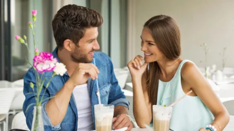 Wanita Merem Melek dengan Pria Model Begini - GenPI.co
