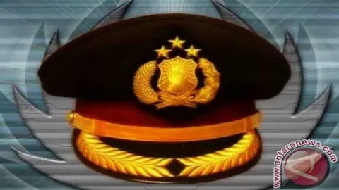 Ditanya Soal Calon Kapolri, Aggota DPR Malah Bilang… - GenPI.co