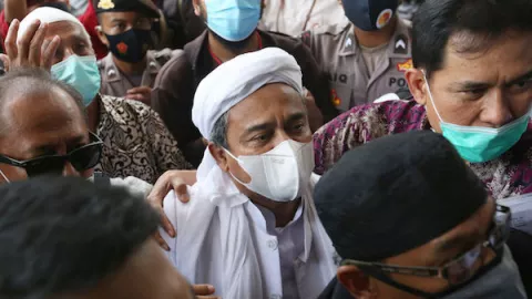 Isra Mikraj, Habib Rizieq Shihab Sulap Tahanan Polri Jadi... - GenPI.co