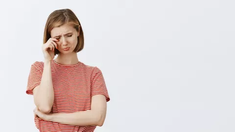 Bikin Galau, Mengapa Milenial Sering Terkena Quarter Life Crisis? - GenPI.co