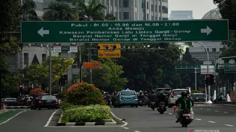 Anies Perpanjang PSBB Transisi, Ganjil Genap Masih Belum Berlaku - GenPI.co