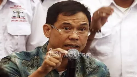 Mendadak, Munarman Tutup Mulut Soal Kapolri Listyo Sigit - GenPI.co