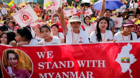 Masyarakat Myanmar Dibuat Kocar-Kacir, Dunia Ngamuk Pasang Badan - GenPI.co