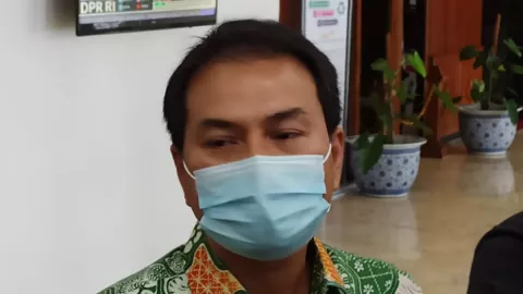 Kemendikbud dan Kemenristek Dilebur, Politikus Golkar Puji Jokowi - GenPI.co