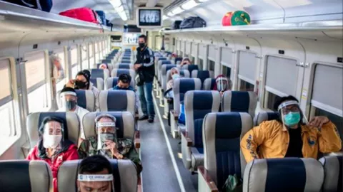 Update, KAI Hanya Layani Tiket Jarak Jauh Hingga 30 April 2021 - GenPI.co