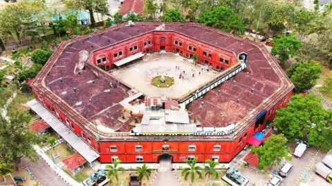 Van Der Wijck, Benteng Megah Bewarna Merah dari Kebumen - GenPI.co