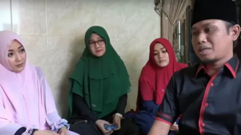 Anggota DPR Tidur: Saya Sudah Menahan, Tapi Ketiduran Sebentar - GenPI.co