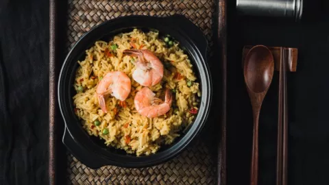 4 Makanan Bisa Membuat Orang Cepat Mengantuk, Termasuk Nasi - GenPI.co