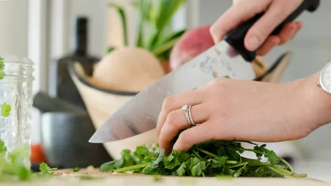 Sering Disepelekan, 3 Hal Ini Bisa Menghilangkan Nutrisi Sayur - GenPI.co