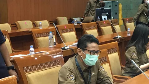 Menparekraf Janjikan 3 Program Untuk Pulihkan Ekonomi, Apa Saja? - GenPI.co