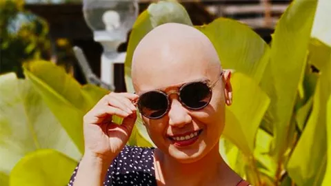 Sempat Pasrah, Feby Febiola Akhirnya Berhasil Lawan Kanker - GenPI.co