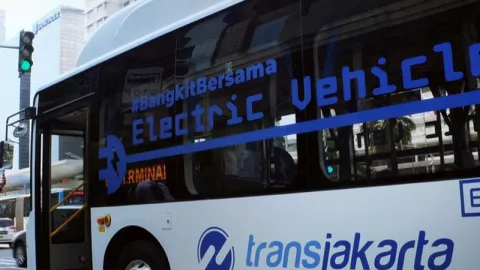 Begini Saran Pengamat Terkait Pengamanan Malam Tahun Baru - GenPI.co