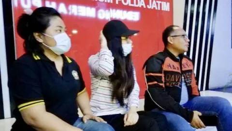 Prostitusi Online Putri Pariwisata , Tarif Rp16 juta - Rp100 Juta - GenPI.co