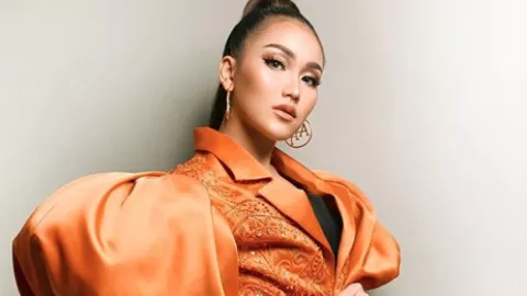 Ternyata Ini Calon Suami Ayu Ting Ting  - GenPI.co