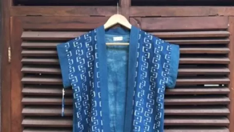 Ini Cara Merawat Baju Dari Bahan Alami - GenPI.co