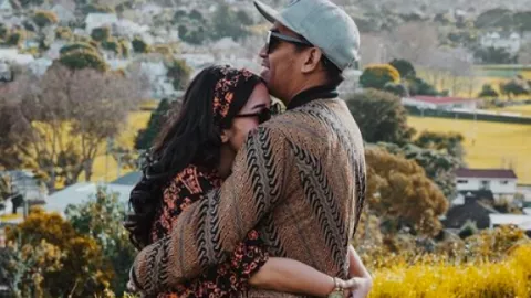 Tokcer! Glenn Fredly Kabarkan Kehamilan Istrinya - GenPI.co