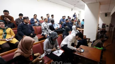 Pendapatan Negara Ternyata Selangit, Honorer K2 Makin Optimistis - GenPI.co