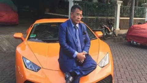 Halo Netizen, Bisa Buktikan Video Porno Hotman Kasih Lamborghini - GenPI.co