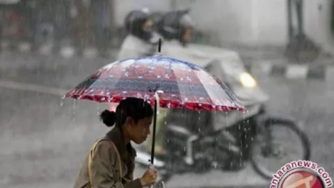 Beberapa Wilayah di Jawa Berpotensi Hujan Lebat Disertai Petir - GenPI.co