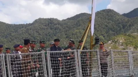 Di Atas Kapal Perang, Ini Ketegasan Presiden Jokowi Hadapi China - GenPI.co