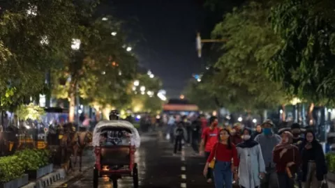 Pemkot Yogya Cari Pedagang Malioboro Naikkan Harga Tak Wajar - GenPI.co