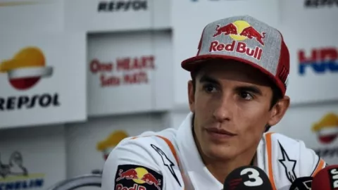 Kecelakaan Parah di Sesi FP1 GP Thailand, Marquez: Ada yang Aneh - GenPI.co
