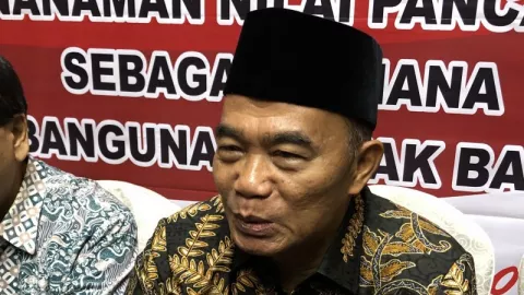 Mendikbud Ungkap Puluhan Pedemo Nyamar Jadi Pelajar - GenPI.co