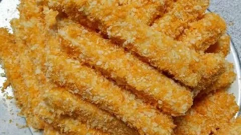 Ngeri! Ternyata Ini Bahaya Makan Nugget   - GenPI.co