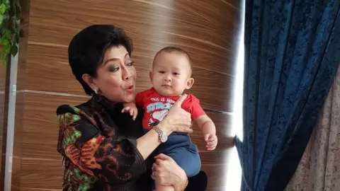 Anak Usia 4 Tahun Belum Bisa Baca Tulis, Haruskah Tunda Masuk TK? - GenPI.co