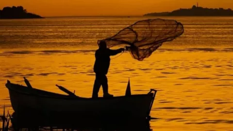 Ingin Foto Siluet Tapi Tak Punya Kamera DSLR? Pakai Ponsel saja - GenPI.co