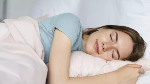 Sanggup Bikin Tidur Jadi Nyenyak, 4 Teh Alami Ini Patut Dicoba - GenPI.co