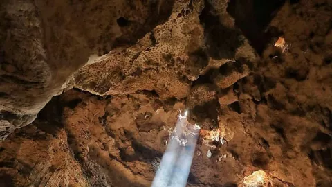 Jelajah Gua Terawang, Keindahan Alam yang Tersembunyi di Blora - GenPI.co