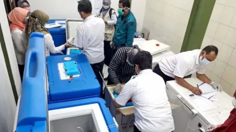 Pekerja Perbankan di Yogya Bakal Disuntik Vaksin AstraZeneca - GenPI.co
