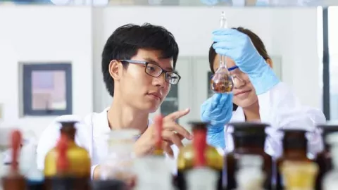 Uji Klinis Vaksin Covid-19 Masuk Tahap Tiga Monitoring Relawan - GenPI.co