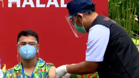 Raffi Ahmad Mengaku Ngantuk dan Pegal Usai Vaksinasi Dosis Kedua - GenPI.co