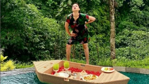 Tampil di Kolam Renang, DJ Katty Butterfly Banjir Pujian - GenPI.co