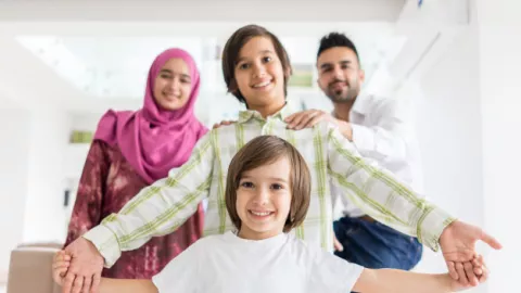5 Cara yang Diridai Allah SWT dalam Membangun Rumah Tangga Samawa - GenPI.co
