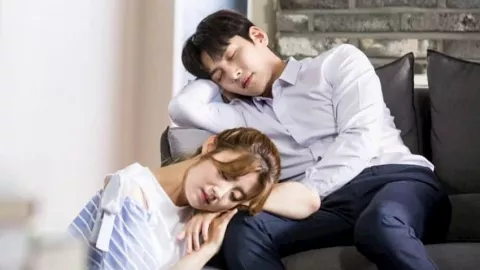 4 Drama Korea yang Wajib Ditonton Setelah Putus Cinta - GenPI.co