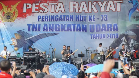 Kemeriahan Pesta Rakyat di Ulang Tahun TNI Yang ke 73 - GenPI.co