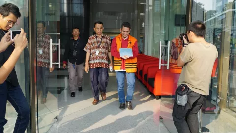 KPK kembali Periksa Mantan Kepala Kantor Imigrasi Kelas I Kota Mataram - GenPI.co