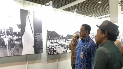 Pameran foto mengenang Rapat Raksasa Ikada digelar di Balai Kota (Balkot) DKI Jakarta - GenPI.co