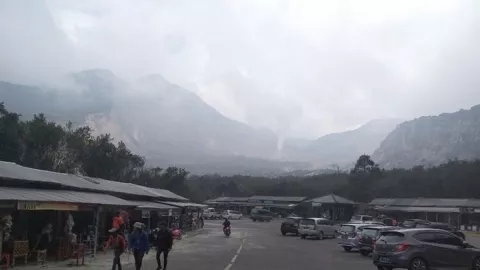 Kembali Buka, Wisatawan Bisa Mengunjungi Gunung Papandayan Garut - GenPI.co JABAR